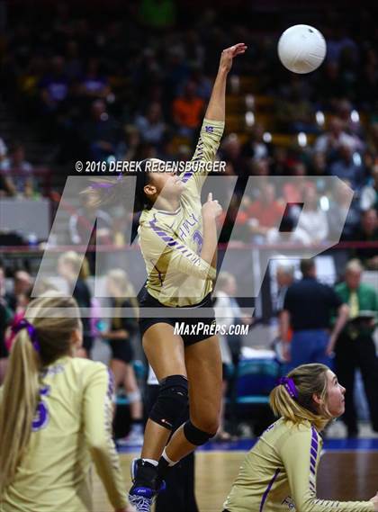 Thumbnail 1 in Holy Family vs Lewis-Palmer (CHSAA 4A Final) photogallery.