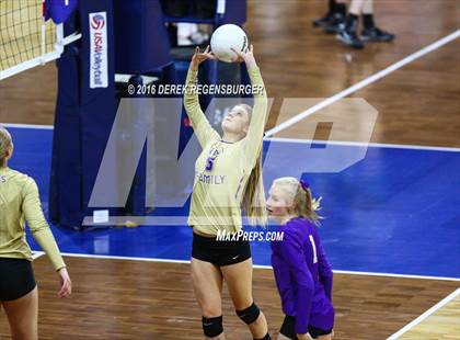 Thumbnail 2 in Holy Family vs Lewis-Palmer (CHSAA 4A Final) photogallery.