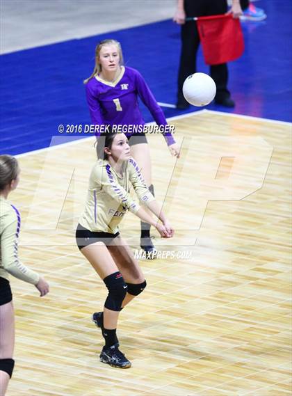 Thumbnail 3 in Holy Family vs Lewis-Palmer (CHSAA 4A Final) photogallery.