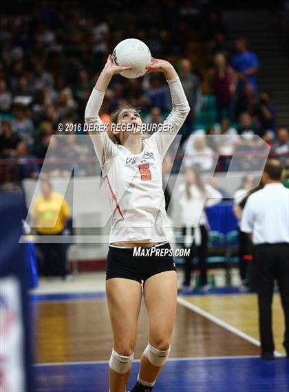 Thumbnail 2 in Holy Family vs Lewis-Palmer (CHSAA 4A Final) photogallery.