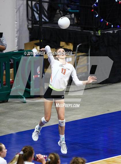 Thumbnail 2 in Holy Family vs Lewis-Palmer (CHSAA 4A Final) photogallery.