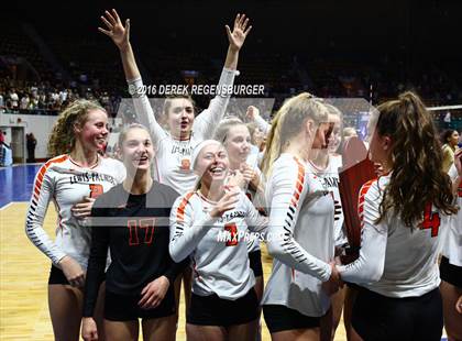 Thumbnail 2 in Holy Family vs Lewis-Palmer (CHSAA 4A Final) photogallery.