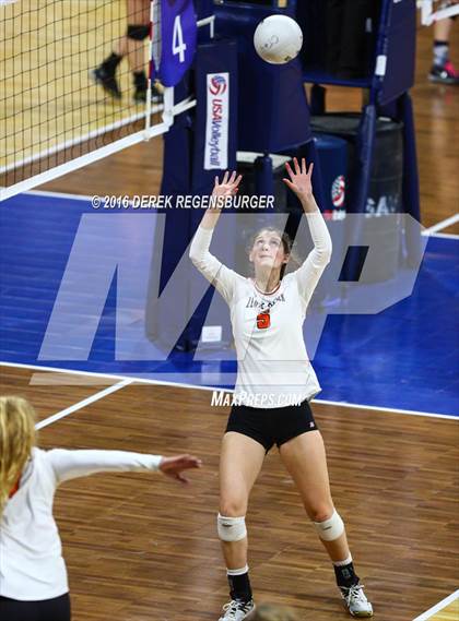 Thumbnail 2 in Holy Family vs Lewis-Palmer (CHSAA 4A Final) photogallery.