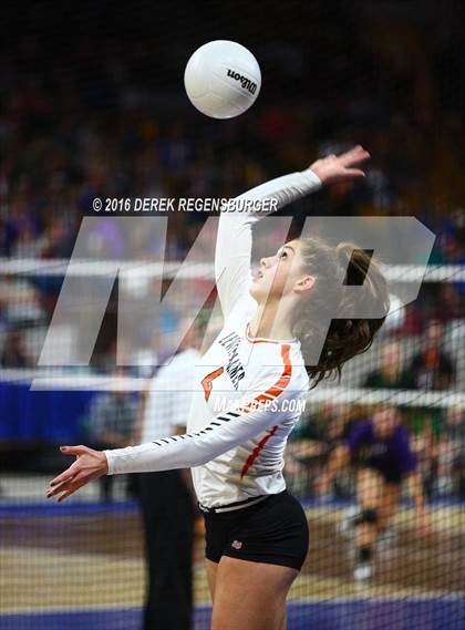 Thumbnail 3 in Holy Family vs Lewis-Palmer (CHSAA 4A Final) photogallery.