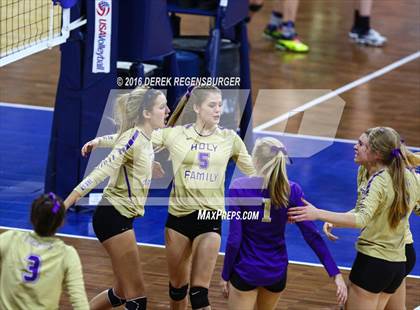 Thumbnail 1 in Holy Family vs Lewis-Palmer (CHSAA 4A Final) photogallery.