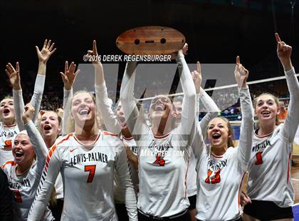 Thumbnail 3 in Holy Family vs Lewis-Palmer (CHSAA 4A Final) photogallery.