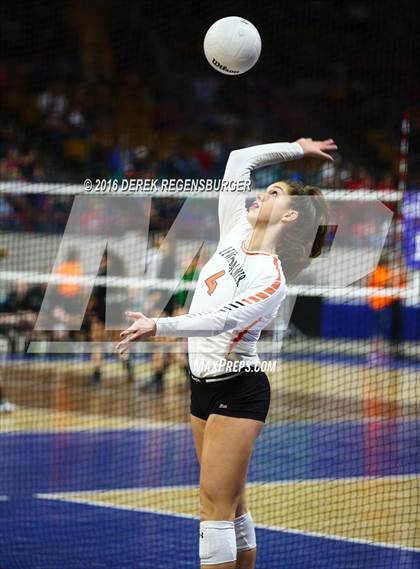 Thumbnail 1 in Holy Family vs Lewis-Palmer (CHSAA 4A Final) photogallery.