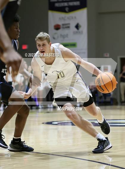 Thumbnail 1 in Charlotte Latin @ Carmel Christian (NCISAA 4A Semifinal) photogallery.