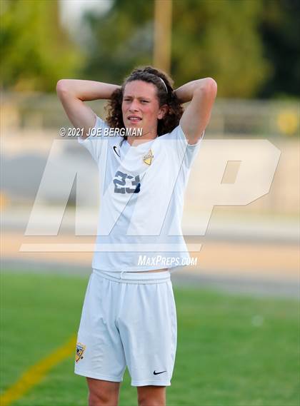 Thumbnail 1 in Santa Monica @ Highland (CIF D4 Southern Regional Quarterfinal) photogallery.