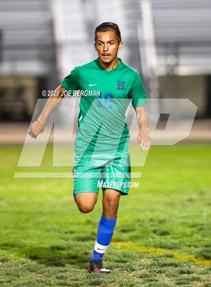 Thumbnail 3 in Santa Monica @ Highland (CIF D4 Southern Regional Quarterfinal) photogallery.