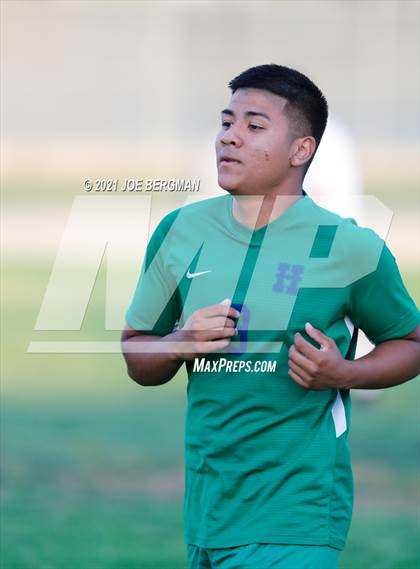 Thumbnail 1 in Santa Monica @ Highland (CIF D4 Southern Regional Quarterfinal) photogallery.