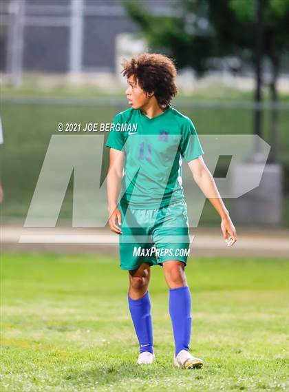 Thumbnail 3 in Santa Monica @ Highland (CIF D4 Southern Regional Quarterfinal) photogallery.