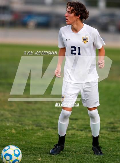 Thumbnail 1 in Santa Monica @ Highland (CIF D4 Southern Regional Quarterfinal) photogallery.