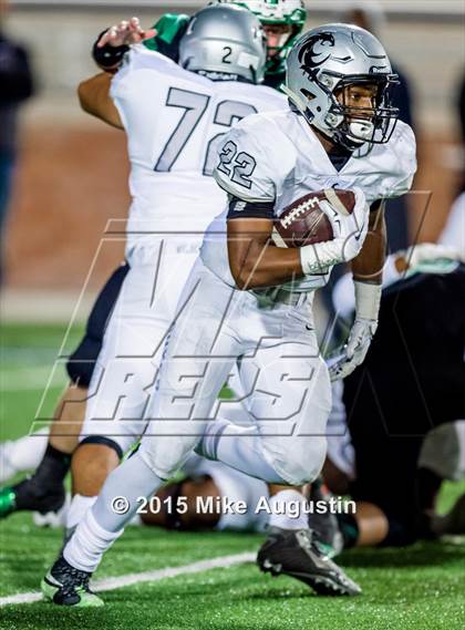 Thumbnail 3 in Guyer vs. Carroll (UIL 6A D2 Area Playoff) photogallery.