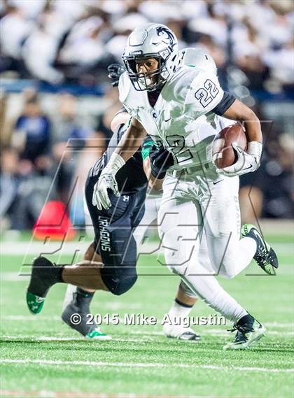 Thumbnail 2 in Guyer vs. Carroll (UIL 6A D2 Area Playoff) photogallery.