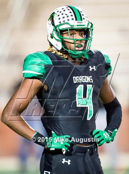 Thumbnail 2 in Guyer vs. Carroll (UIL 6A D2 Area Playoff) photogallery.