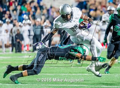 Thumbnail 3 in Guyer vs. Carroll (UIL 6A D2 Area Playoff) photogallery.