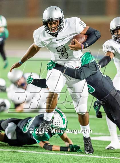 Thumbnail 2 in Guyer vs. Carroll (UIL 6A D2 Area Playoff) photogallery.