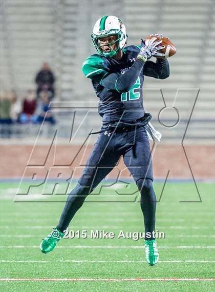 Thumbnail 2 in Guyer vs. Carroll (UIL 6A D2 Area Playoff) photogallery.