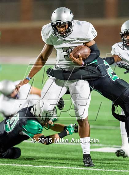Thumbnail 1 in Guyer vs. Carroll (UIL 6A D2 Area Playoff) photogallery.