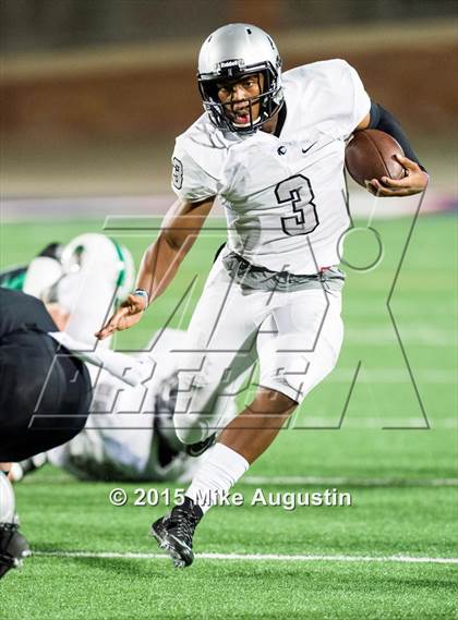 Thumbnail 3 in Guyer vs. Carroll (UIL 6A D2 Area Playoff) photogallery.