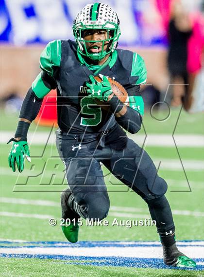 Thumbnail 1 in Guyer vs. Carroll (UIL 6A D2 Area Playoff) photogallery.