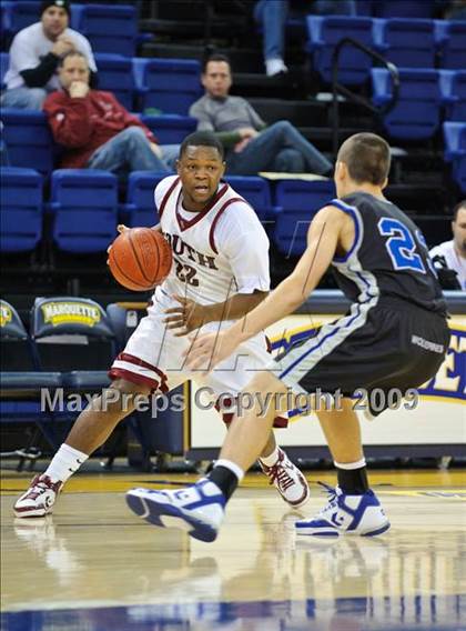 Thumbnail 2 in Milwaukee South vs. Waukesha West (Converse Eastbay Classic) photogallery.