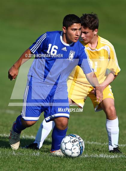 Thumbnail 1 in Carmel @ Lake Zurich photogallery.