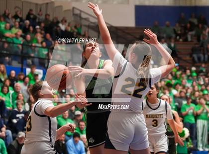 Thumbnail 3 in Clinton Central vs. Marquette Catholic (IHSAA 1A Semi-State 7 Championship) photogallery.