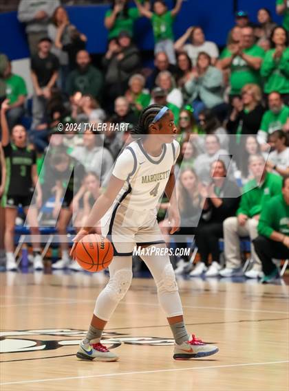 Thumbnail 2 in Clinton Central vs. Marquette Catholic (IHSAA 1A Semi-State 7 Championship) photogallery.