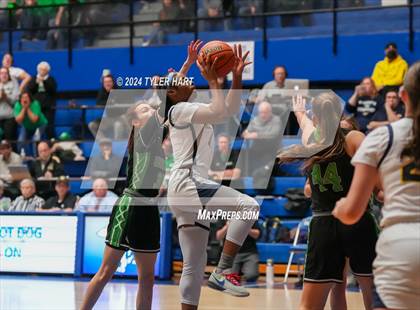 Thumbnail 2 in Clinton Central vs. Marquette Catholic (IHSAA 1A Semi-State 7 Championship) photogallery.