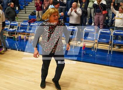 Thumbnail 3 in Clinton Central vs. Marquette Catholic (IHSAA 1A Semi-State 7 Championship) photogallery.