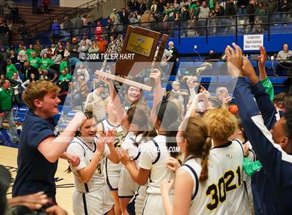 Thumbnail 1 in Clinton Central vs. Marquette Catholic (IHSAA 1A Semi-State 7 Championship) photogallery.