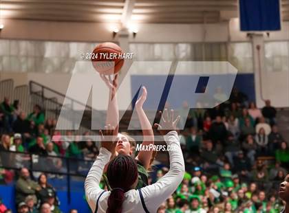Thumbnail 2 in Clinton Central vs. Marquette Catholic (IHSAA 1A Semi-State 7 Championship) photogallery.