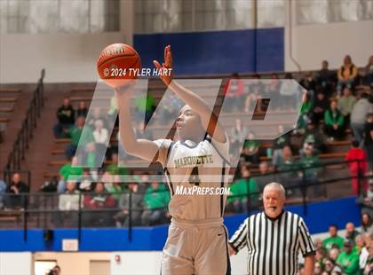 Thumbnail 3 in Clinton Central vs. Marquette Catholic (IHSAA 1A Semi-State 7 Championship) photogallery.