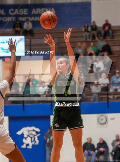 Thumbnail 1 in Clinton Central vs. Marquette Catholic (IHSAA 1A Semi-State 7 Championship) photogallery.