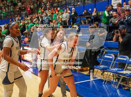 Thumbnail 1 in Clinton Central vs. Marquette Catholic (IHSAA 1A Semi-State 7 Championship) photogallery.