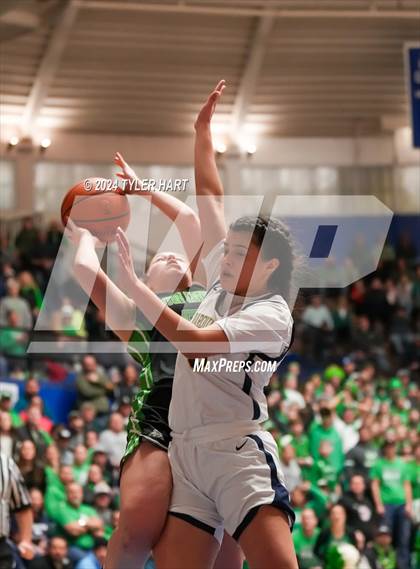 Thumbnail 1 in Clinton Central vs. Marquette Catholic (IHSAA 1A Semi-State 7 Championship) photogallery.