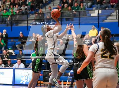 Thumbnail 3 in Clinton Central vs. Marquette Catholic (IHSAA 1A Semi-State 7 Championship) photogallery.