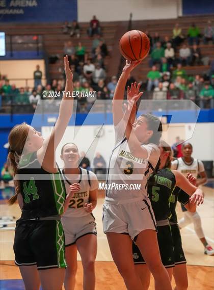 Thumbnail 3 in Clinton Central vs. Marquette Catholic (IHSAA 1A Semi-State 7 Championship) photogallery.