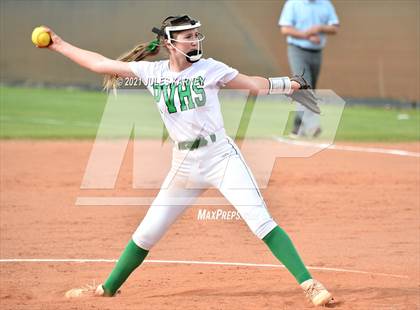 Thumbnail 2 in Palo Verde vs Shadow Ridge photogallery.