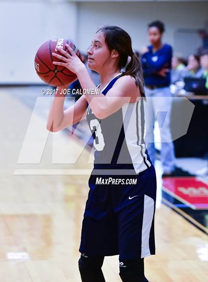 Thumbnail 3 in Lee [Robert E.] vs Akins (NEISD Invitational) photogallery.