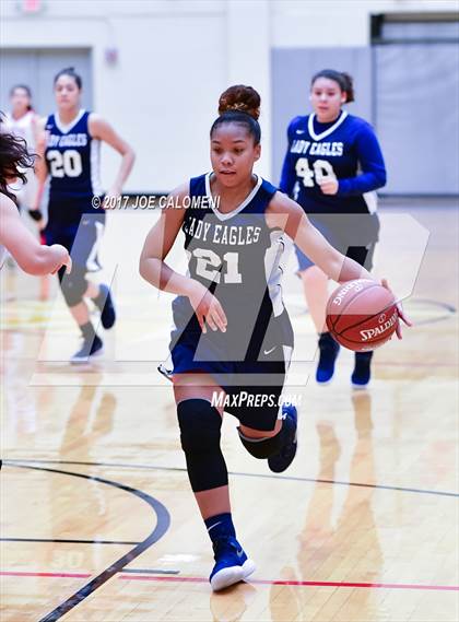 Thumbnail 3 in Lee [Robert E.] vs Akins (NEISD Invitational) photogallery.