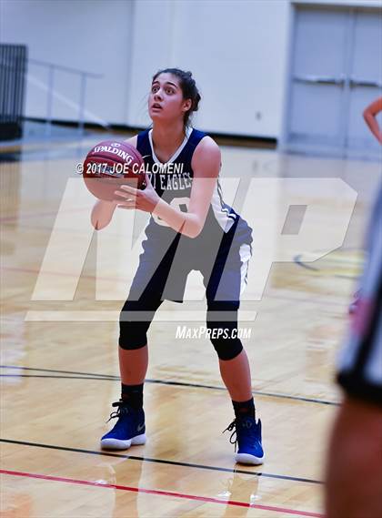 Thumbnail 1 in Lee [Robert E.] vs Akins (NEISD Invitational) photogallery.