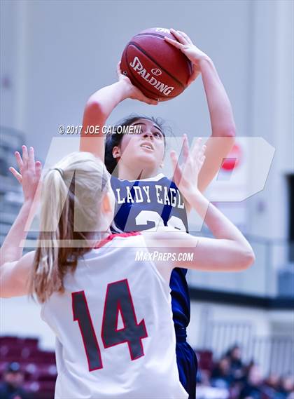 Thumbnail 3 in Lee [Robert E.] vs Akins (NEISD Invitational) photogallery.