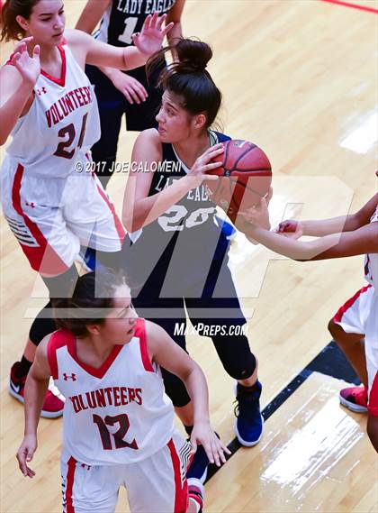 Thumbnail 3 in Lee [Robert E.] vs Akins (NEISD Invitational) photogallery.