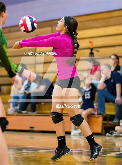 Thumbnail 3 in Elko vs Eureka (Yerington Tournament) photogallery.