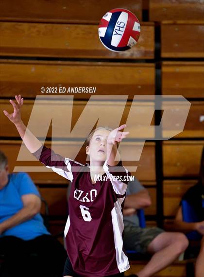 Thumbnail 3 in Elko vs Eureka (Yerington Tournament) photogallery.