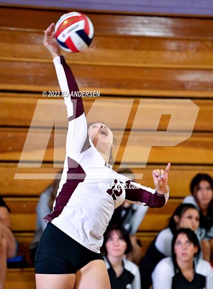 Thumbnail 1 in Elko vs Eureka (Yerington Tournament) photogallery.