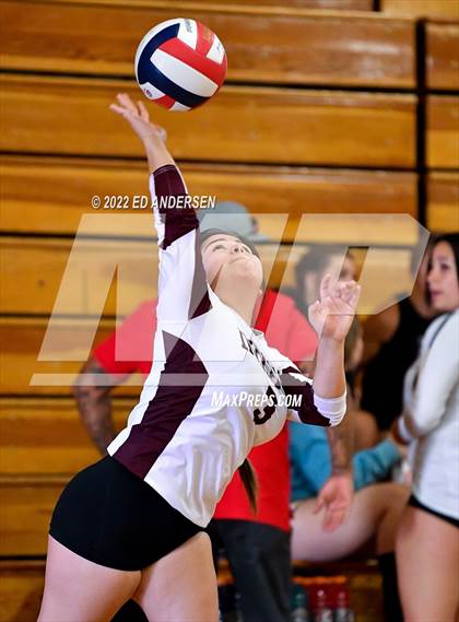 Thumbnail 1 in Elko vs Eureka (Yerington Tournament) photogallery.
